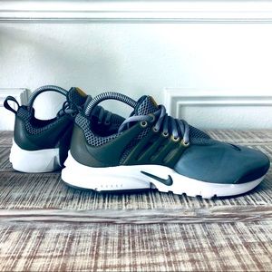 Nike Presto GS SNEAKERS Kids Youth Cool Grey White